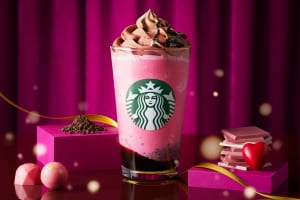 バレンタイン第2弾！スタバ「ルビー ショコラ シンフォニー フラペチーノ®」1/24より発売