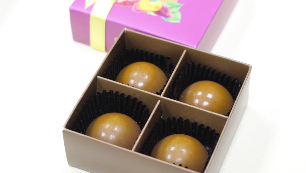 『GODIVA（ゴディバ）』の「ゴディバ ほしいもピール プラリネショコラ」</span></b>（4粒入／3,078円）<br>
” width=”372″ height=”247″ />

<p style=