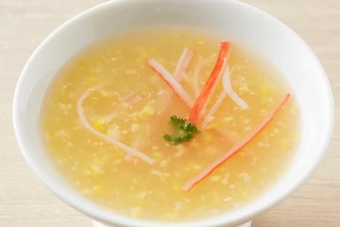 『China Dining 羽龍』の「限定薬膳ランチ」で提供される「羽龍薬膳スープ」