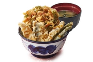 桜海老・鰆・釜揚げいりこ！『天丼てんや』の「桜海老と鰆の天丼」2/13より発売