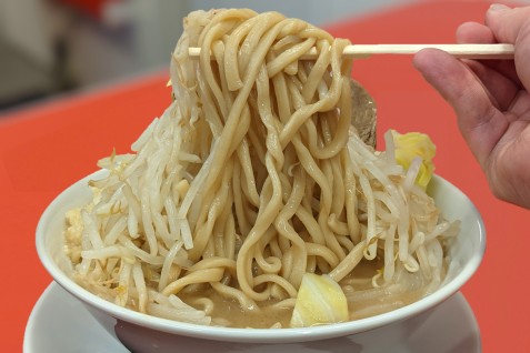 「BUTAKIN 東梅田店」のラーメン