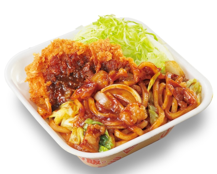 「ホルモン焼きうどんとチキンカツの合い盛り丼弁当」