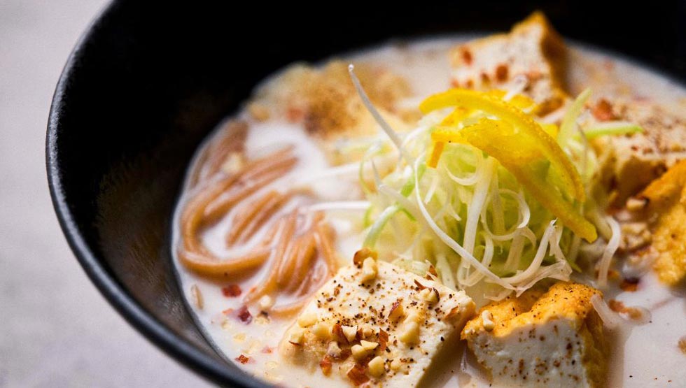 『発酵ラーメン izuru』のメニュー