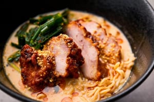 健康を邪魔しないラーメン！『発酵ラーメン izuru』から「チキンパイコー麺」発売