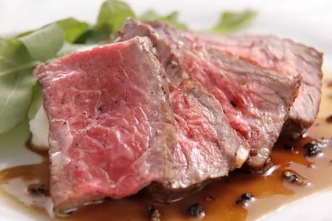 『アロッサ渋谷』の肉料理