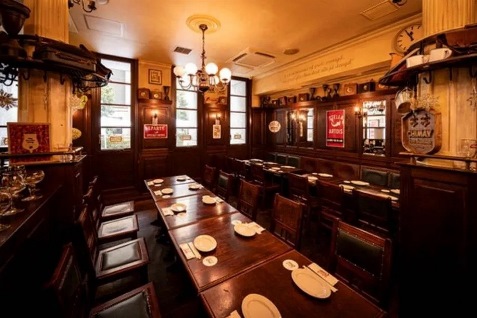 『Belgian Brasserie Court BARREL』店内