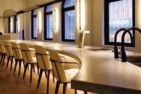 『Ginza Maison HENRI CHARPENTIER（ギンザ メゾン アンリ・シャルパンティエ）』の店内