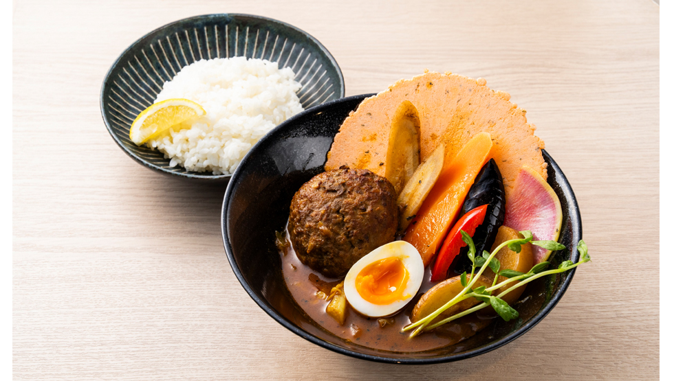 『TOKYO CURRY QUARTET』の「奥芝商店／おくしばーぐカリー」
