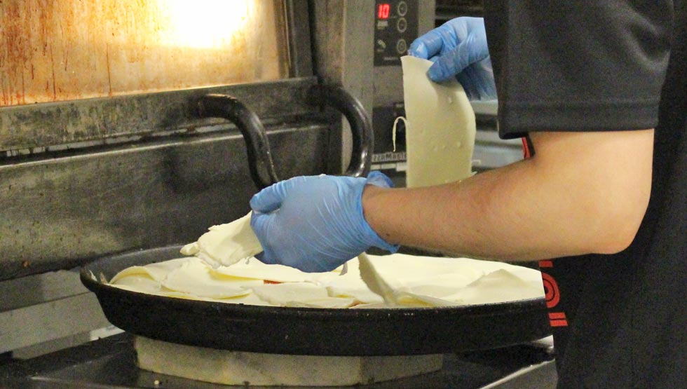 イタリアで人気の老舗ピッツェリア『SPONTINI』新宿に4/26オープン！
