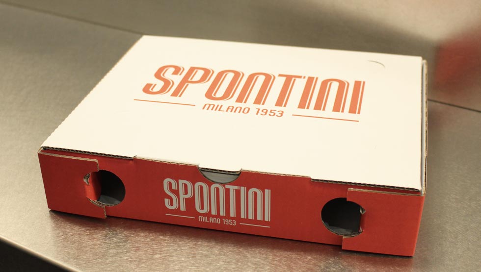 イタリアで人気の老舗ピッツェリア『SPONTINI』新宿に4/26オープン！
