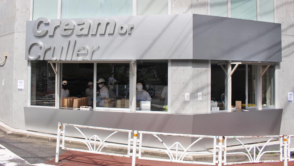 シュークリーム×フレンチクルーラー『Cream or Cruller（クリーム オア クルーラー）』渋谷に5/2オープン！