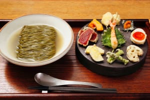 京都・祇園の天ぷらラーメン専門店『葵洛-KIRAKU-』イメージ