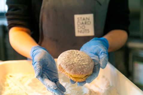「STANDARDDONUTS阪急大阪梅田駅店」のドーナツ