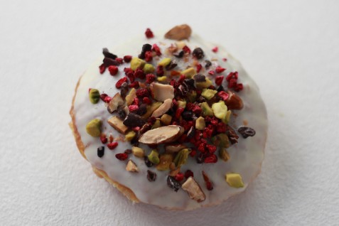 「STANDARDDONUTS阪急大阪梅田駅店」の「森のショコラ」