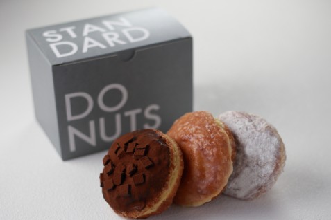 「STANDARDDONUTS阪急大阪梅田駅店」の「フレーバーセット≪3個入≫」