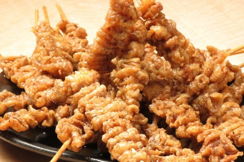 『とりいちず 横浜西口北幸店』の皮串