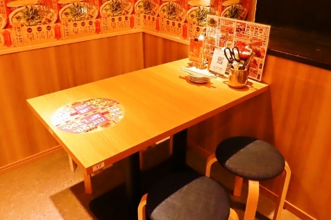 『とりいちず 横浜西口北幸店』の店内
