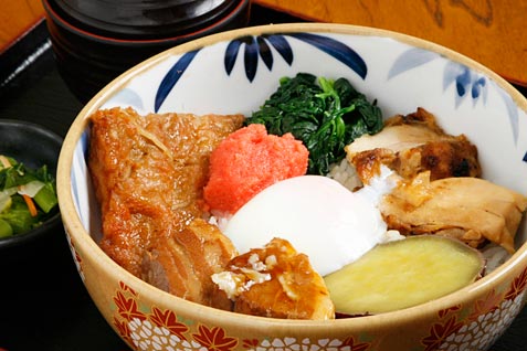「酒亭じゅらく 上野店」の「西郷丼」
