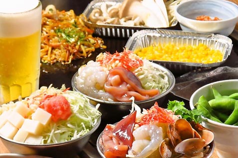 『大衆居酒屋 もんじゃ酒場 だしや 西新宿一丁目店』の「もんじゃ」など