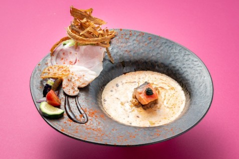 「サーモンnoodle 三軒茶屋」