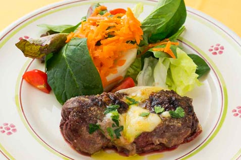 『TRATTORIA La Tartarughina（トラットリア ラ タルタルギーナ）』の「オリヴィアオークとモッツァレラチーズのボンベッテ」