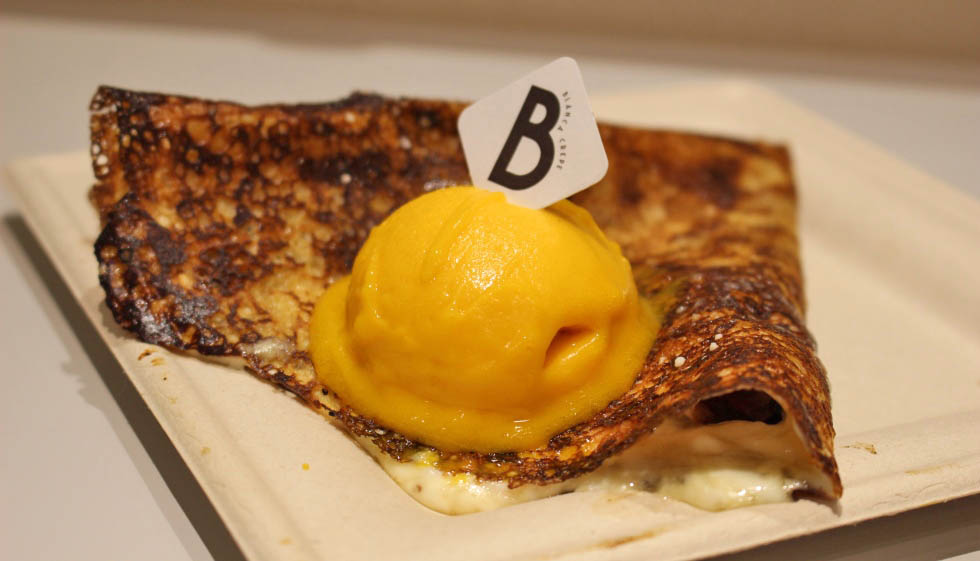 「BLANCA CHEESE CREPE×GELATO（ブランカチーズクレープ×自家製ジェラート）」