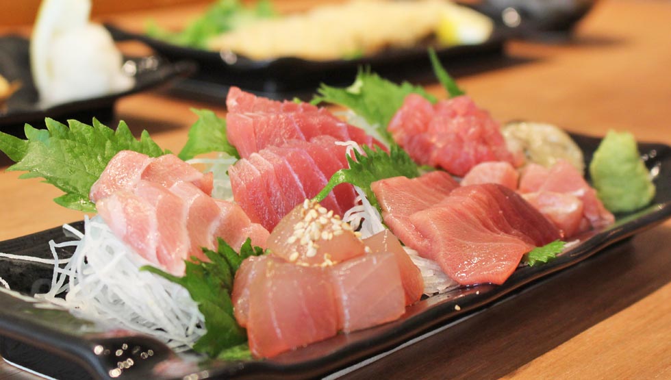 『海鮮居酒屋 やまでん丸 豊洲セイルパーク店』の鮮魚料理