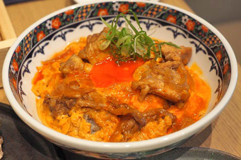 『食堂101』の親子丼