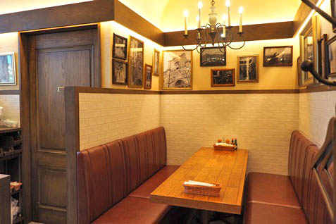 『Pizzeria DA BOCCA』の店内