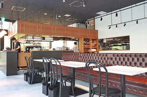 『ANEA CAFE　豊洲店』店内