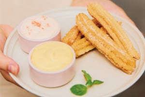 グルテンフリーのディップチュロス専門店『drippin' churros（ドリッピンチュロス）』自由が丘に8/1オープン
