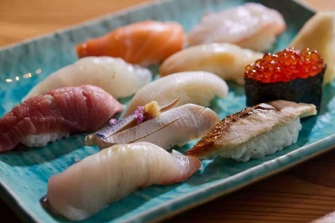 『かどはち 銀座店』の寿司