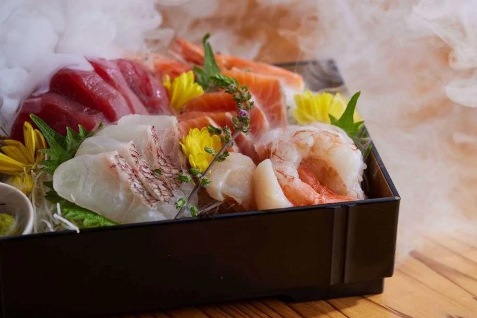 『かどはち 銀座店』の玉手箱