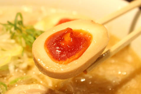 味玉