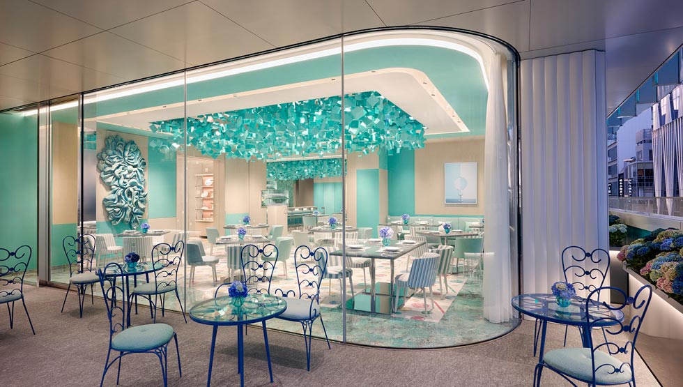 『Blue Box Café by Natsuko Shoji』のテラス席