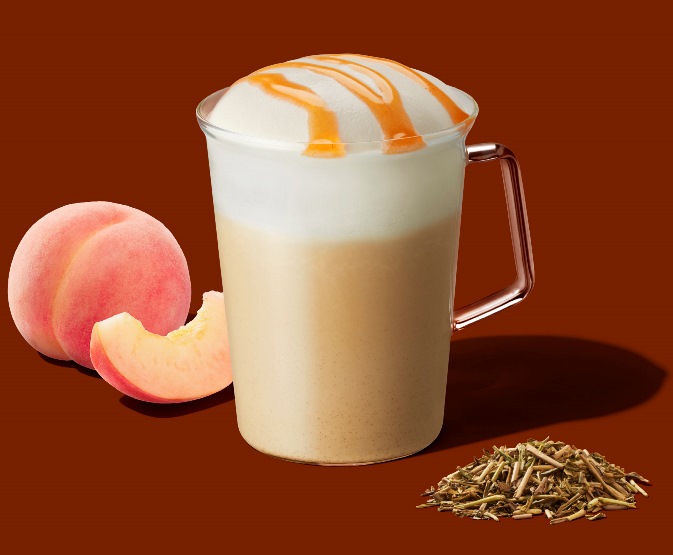 「ほうじ茶と桃のムース ティー ラテ」（ホット）