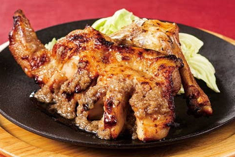 「三代目 鳥メロ 桜木町野毛店」の「もも一本焼き」