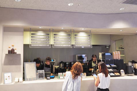 『POSTUDIO』の店内