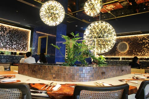 『DIYA Modern Indian Dining』の店内