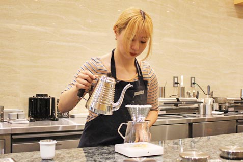 『VERVE COFFEE ROASTERS』の店内