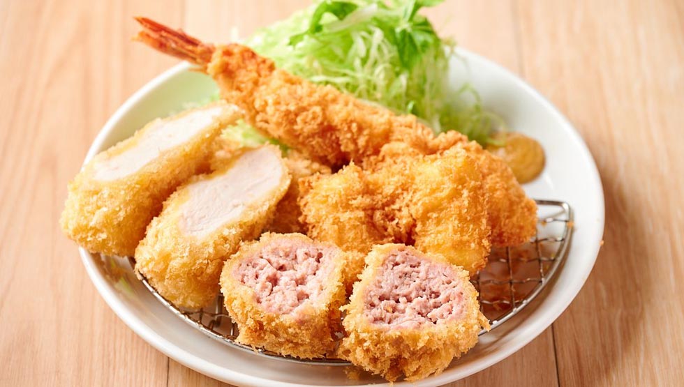 『熟成とんかつ フライ家 四ツ谷』の「ミックスフライ定食」