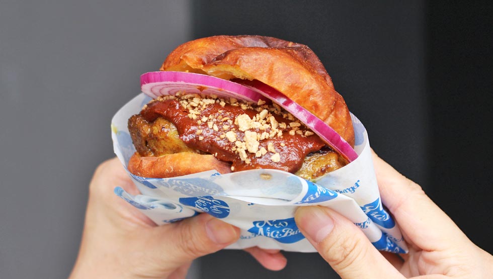 『Neo Nice Burger（ネオナイスバーガー）』の「タンドリーチキンバーガー」